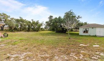 2453 Bentwood Ln, Aransas Pass, TX 78336