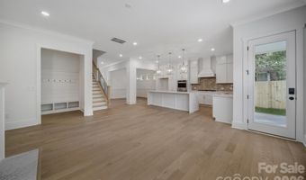 1016 Rockway Dr, Charlotte, NC 28205