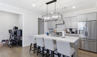 857 Clear Spring Dr, Auburn, AL 36830