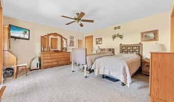 853 Fairway Dr, Alliance, OH 44601