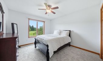 7833 Garman Rd, Auburn, IN 46706
