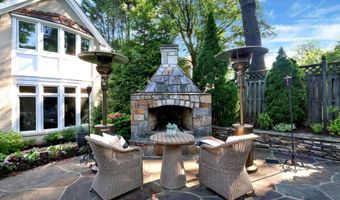 5606 WILSON Ln, Bethesda, MD 20814
