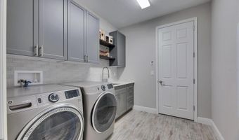 5612 LIMELIGHT Dr, Apollo Beach, FL 33572