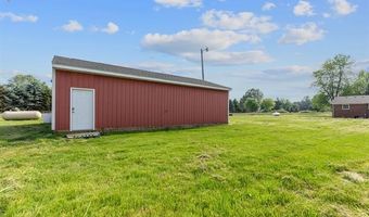 408 HOWELL Rd, Allenton, MI 48002