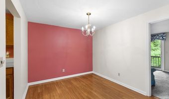 9 Pleasant Park Ave 2I, Barnstable, MA 02601