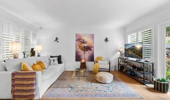27556 Rondell St, Agoura Hills, CA 91301