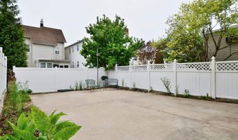 22 E 44TH St, Bayonne, NJ 07002
