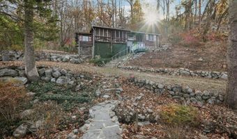 47 Lakeside Dr, Alloway, NJ 07461