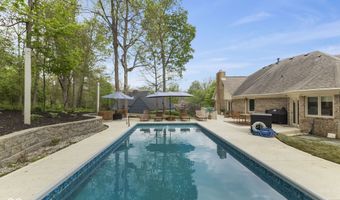 1126 Timber Climb Dr, Avon, IN 46123