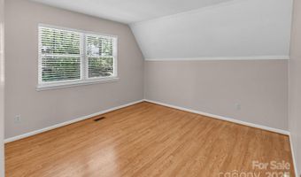 7608 Zermatt Ln, Charlotte, NC 28226