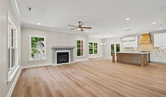 105 Kingsmill Ct, Advance, NC 27006