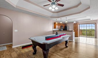 107 W Summit St, Aurora, MO 65605