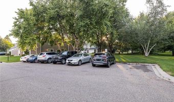 8475 Corcoran Path 9, Inver Grove Heights, MN 55076