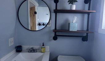 27 Shadowland Rd, Alstead, NH 03602