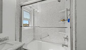 6439 Lake Mere Ct, San Diego, CA 92119