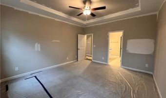 408 Redwater Trl, Aberdeen, NC 28315