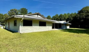 1474 Mandella Rd, Bonneau, SC 29431