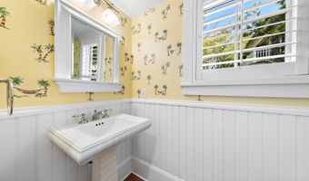 829 East Ave, Bay Head, NJ 08742
