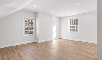 10 Greenwood Ave, Darien, CT 06820