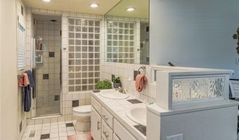 12136 Bedrock Ln, Bentonville, AR 72712