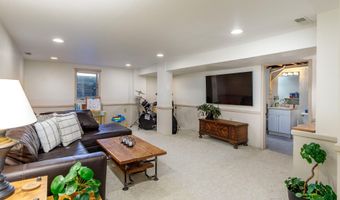2515 Eisenhower Ave, Ames, IA 50010