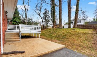 3601 CREST Dr, Annandale, VA 22003