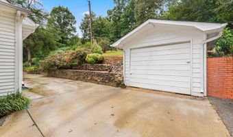618 Oak St, Athens, TN 37303