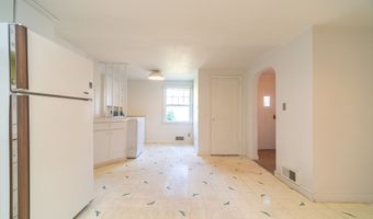 24 Homecrest Dr, Berlin, CT 06037