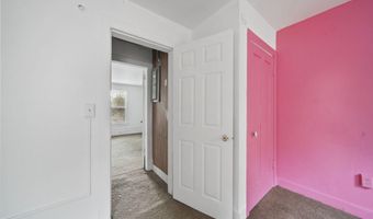 624 N Broad St, Adrian, MI 49221