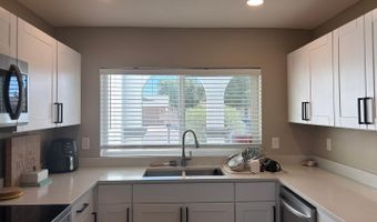 2902 W STRAFORD Dr, Chandler, AZ 85224