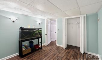 611 Pole Creasman Rd, Asheville, NC 28806