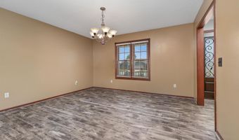2312 Northgate Blvd, Auburn, IN 46706