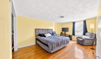 12 Fernwood Rd, Billerica, MA 01821
