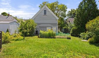 89 Parkview Ave, Bangor, ME 04401