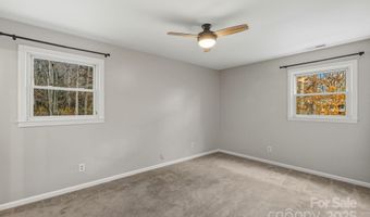 47 Pensacola Ave, Arden, NC 28704