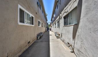 2015 Chariton, Los Angeles, CA 90034