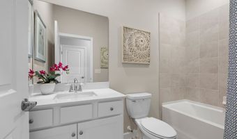 3024 WESTON MANOR Dr, Alva, FL 33920