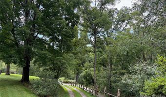 11 Thornberry Dr, Alexander, NC 28701