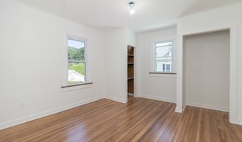 89 Commerce St, Clinton, CT 06413