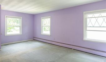 71 Roland St, Cumberland, RI 02864