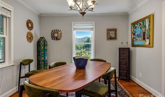 13 Ashley Rd, Asheville, NC 28805