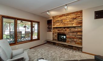 3154 Waucheeta Trl, Madison, WI 53711
