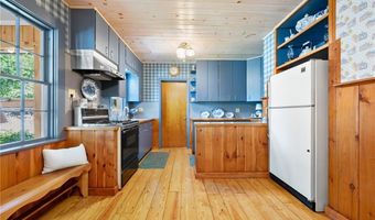 355 Scott Rd, Cumberland, RI 02864