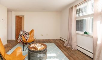 70 Carroll Ave 510, Newport, RI 02840