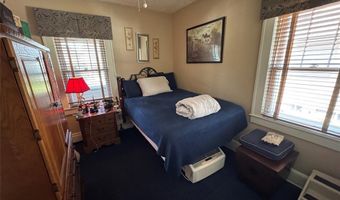 131 Hickory Ave, Bergenfield, NJ 07621