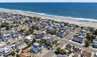 115 9TH St, Beach Haven, NJ 08008