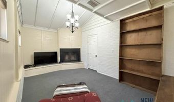 1515 Bryan Cir, Carlsbad, NM 88220