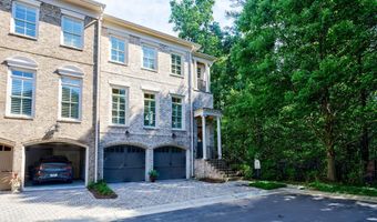 9018 Riverbend Mnr, Alpharetta, GA 30022