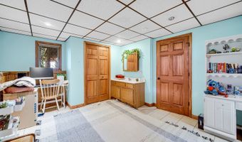 42034 N East Rd, Antioch, IL 60002