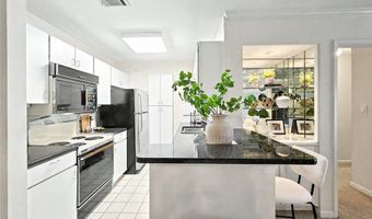 28402 Plantation Dr NE, Atlanta, GA 30324